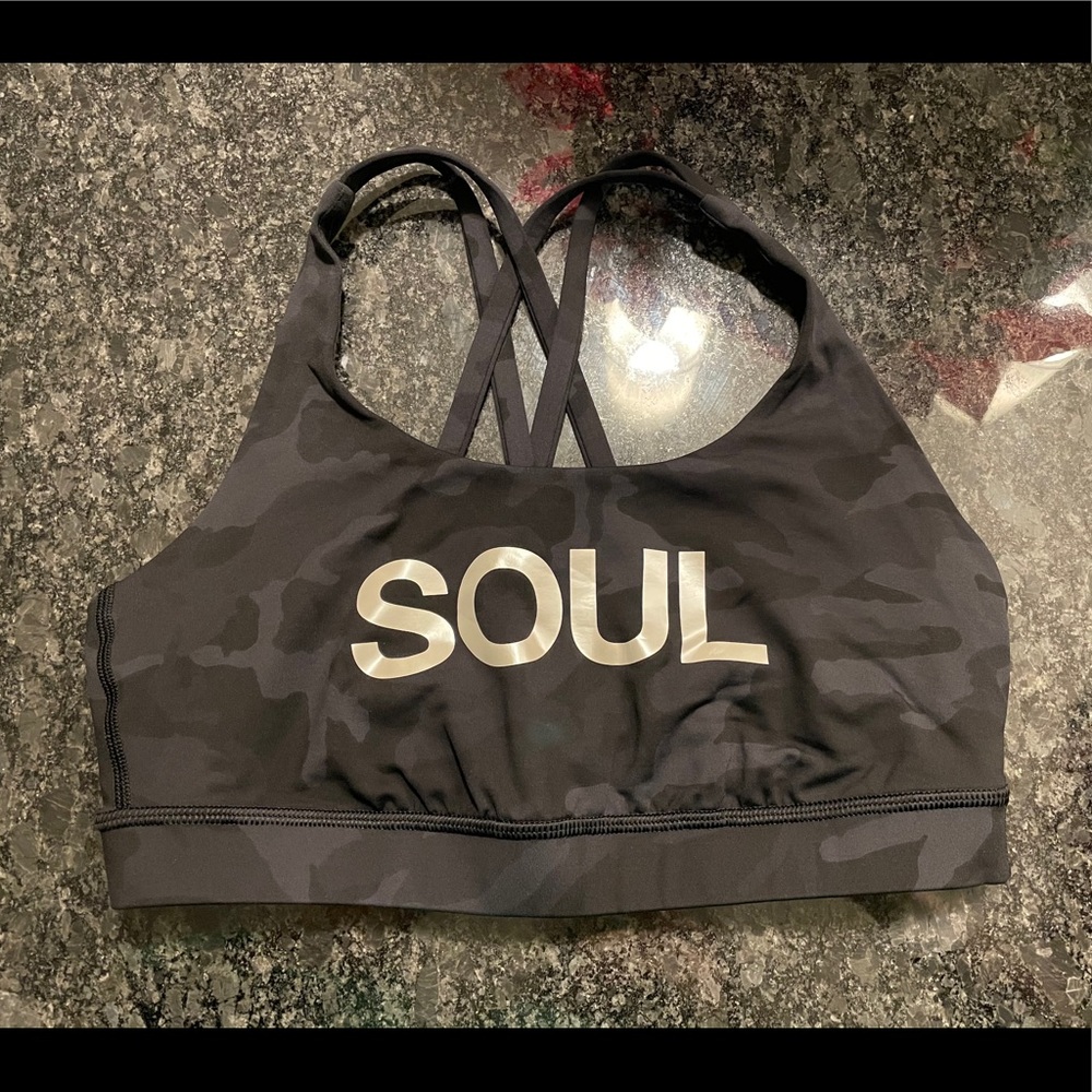 LIKE NEW Lululemon Energy Camo Sports Bra